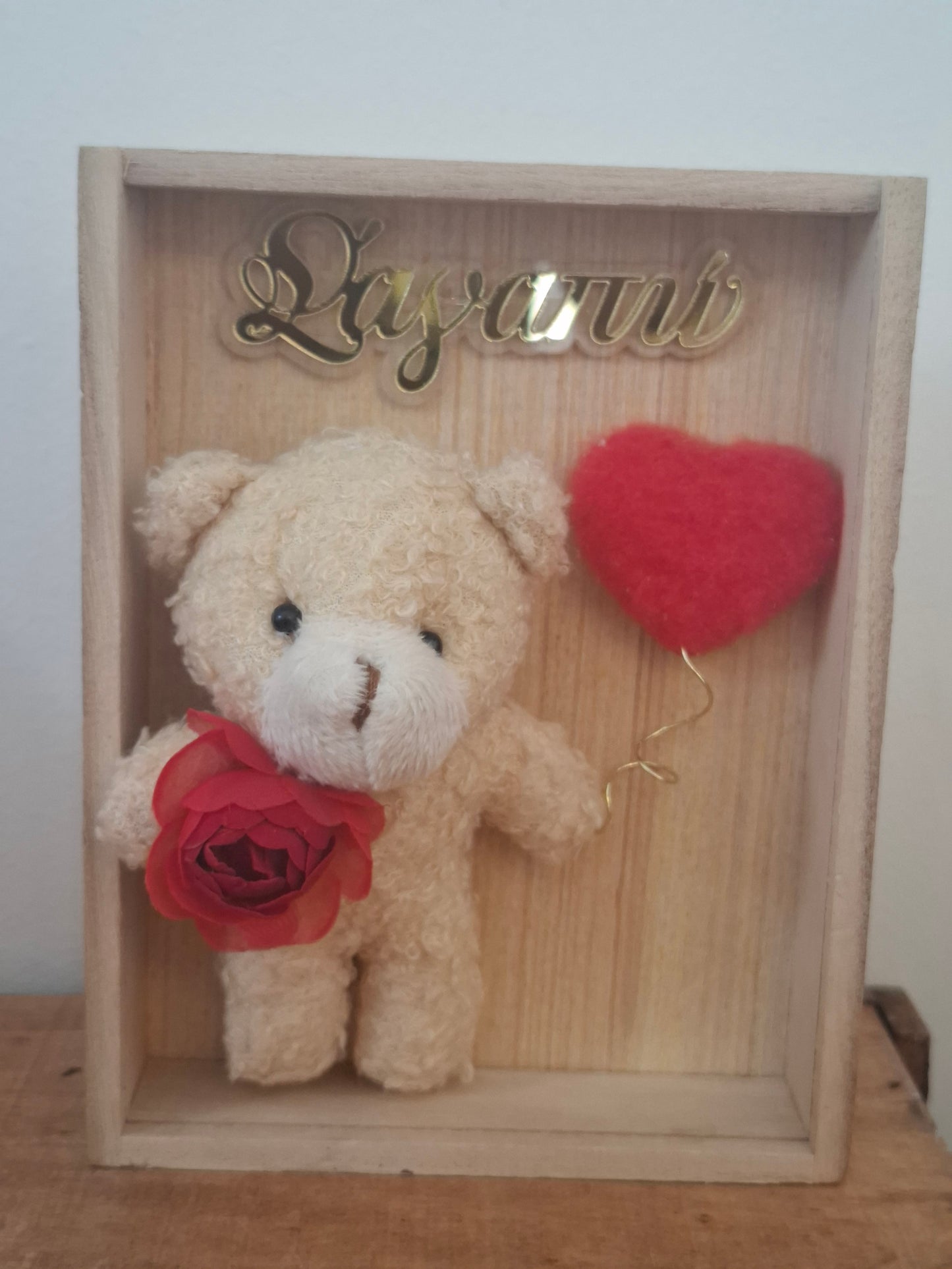 Ξύλινη σύνθεση με αρκουδάκι "Σ' αγαπώ"
