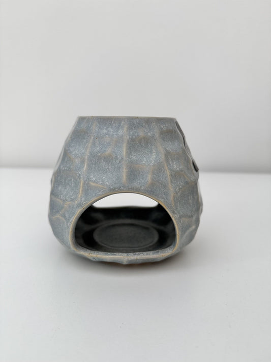 Ceramic low air freshener