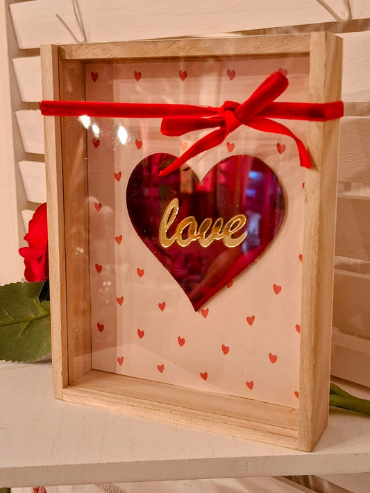 Διακοσμητικό για τον Άγιο Βαλεντίνο με plexiglass ''LOVE''