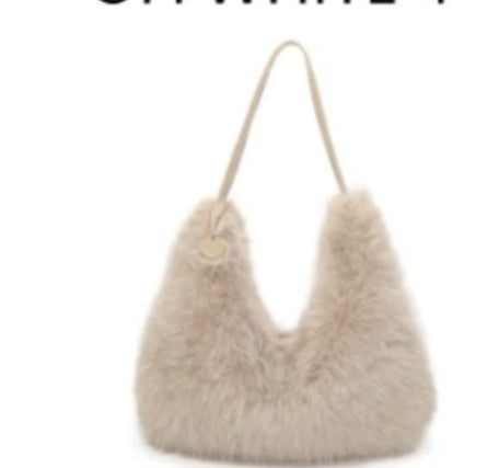 Γούνινη τσάντα ώμου 40x22x5 cm
