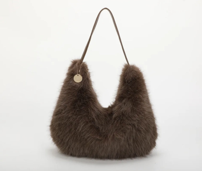 Γούνινη τσάντα ώμου 40x22x5 cm